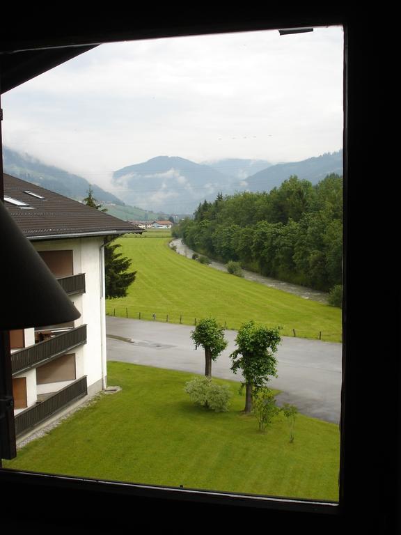 Welcome-Bienvenue-Добро Пожаловать Flachau Habitación foto